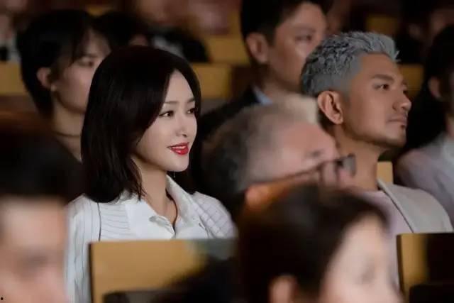 吃瓜娱乐圈经纪人工作,揭秘吃瓜经纪人的一天