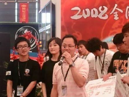 娱乐圈吃瓜背景板图,揭秘“吃瓜群众”背后的故事